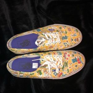 RARE Alice In Wonderland Vans (size 10)